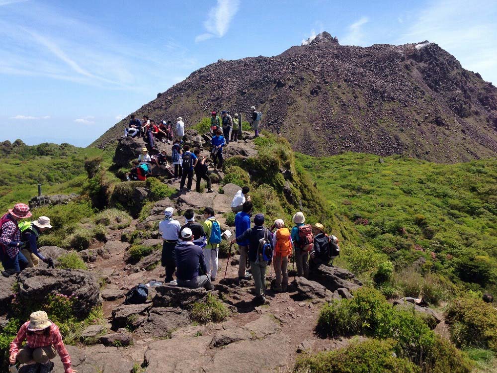 普賢岳新ルートヒカゲツツジ登山会