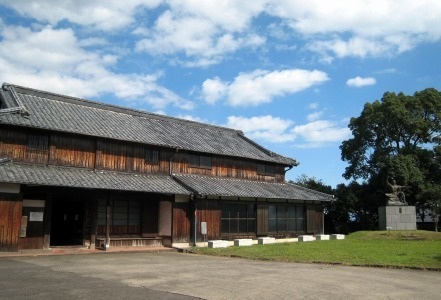 西望公園（西望記念館）