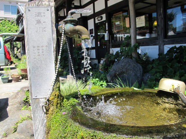 速魚川・猪原金物店